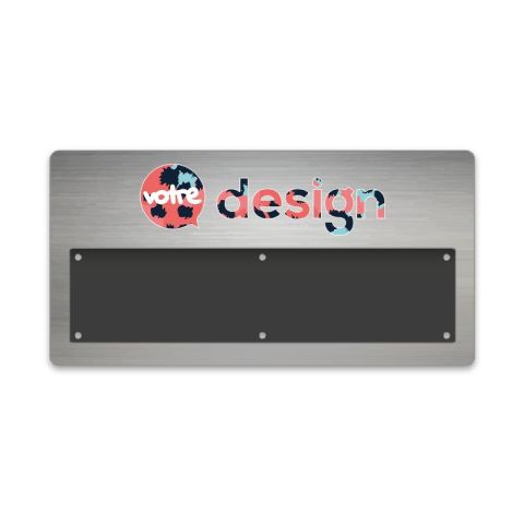 Badge nominatif en plastique sur mesure - 67x34 mm