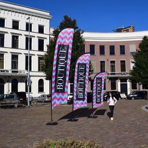 Oriflamme plume à personnaliser