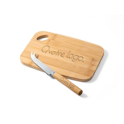 Planche et couteaux à fromage personnalisé CAPPERO.