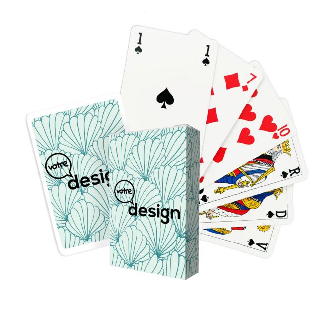 Comment fabriquer un porte-cartes  Porte carte, Jeu de cartes  personnalisé, Carte à jouer